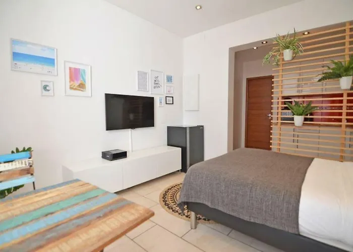 Appartement Gascogne, Studio confortable- centre-ville- 5 min de la plage - Wifi Biarritz